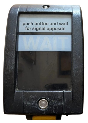 Pedestrian crossing wait - crossing,