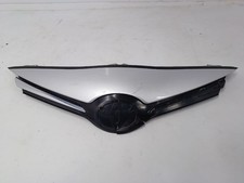 TOYOTA Avensis  2015-2018 Front Bumper Central Grille Damage 5311405120