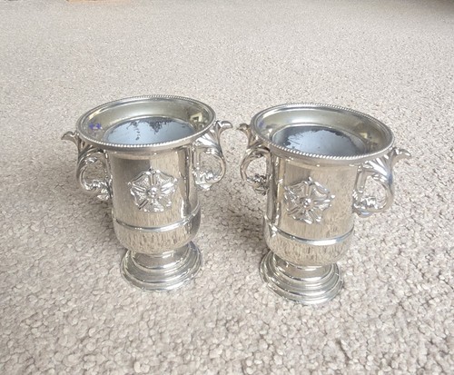 Pair grenadier 9 5cm - a, 9.5cm