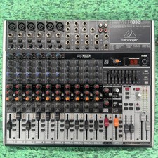 Behringer XENYX X1832USB