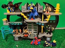 Batcave Playset with 7 figures