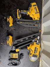 Dewalt Nail Gun 1st Fix & 2nd Fix 18v With 2 Batteries And Charger
