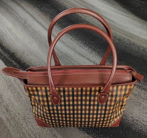 Aquascutum classic check - aquascutum,