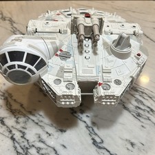 Hasbro /Star Wars / Millenium Falcon Spaceship LFL '2001 Toy Playskool READ