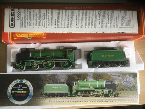 Hornby r380 schools - schools, class