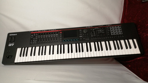 Roland fantom synthesizer - fantom-07,