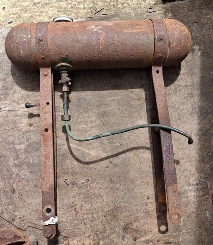 Vintage stationary engine - engine, fuel