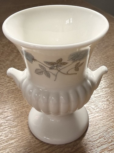 Wedgewood bone china - , in