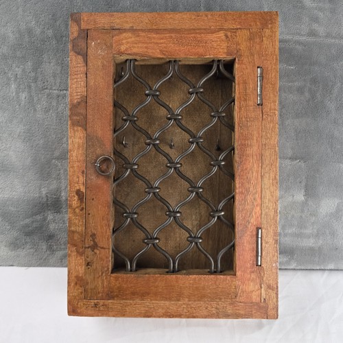 Vintage wooden wall - wall, key