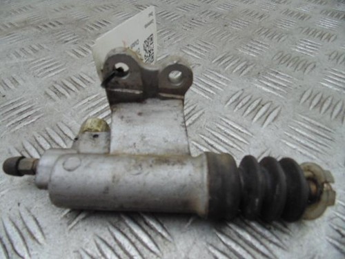 Honda civic clutch slave - honda,