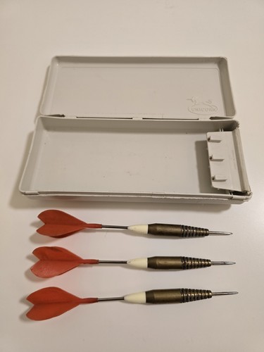 Unicorn darts set vintage - unicorn,