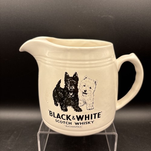 Black white scotch whisky - &,