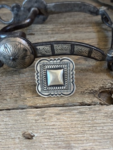 Leander tahe adj ring - adj.,