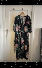 Beautiful Print Jumpsuit Size 20 New with Tags  From  F&F