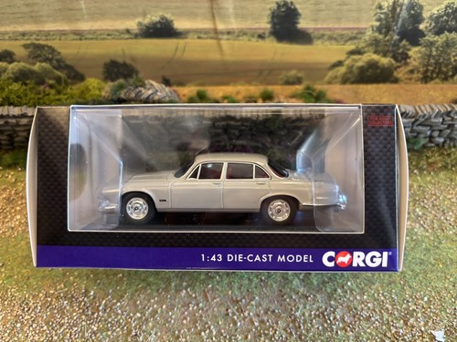 Corgi scale jaguar - corgi,