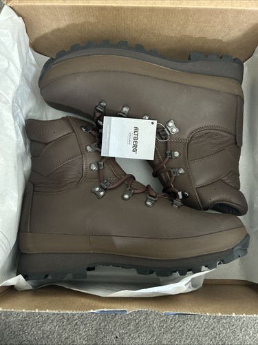 Brand new altberg men - new,