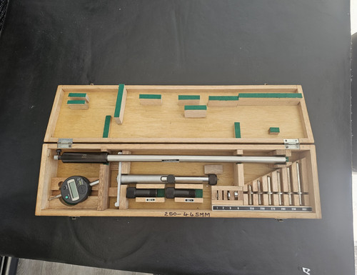 Digital bore gauge 250mm - bore,