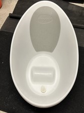 Shnuggle Baby Bath Tub White with Grey Padding
