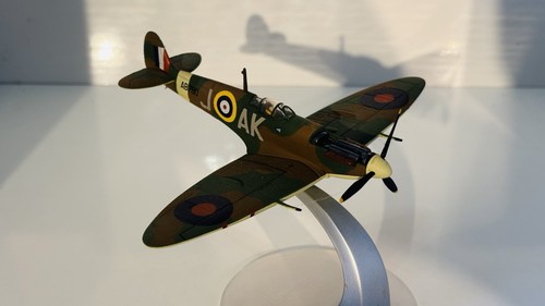 Corgi aviation scale - corgi,