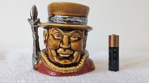 Lord nelson pottery small toby - lord,