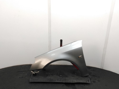 Cadillac bls left front - front, wing
