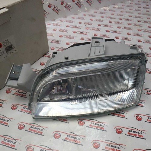 Left headlight fiat punto - left,