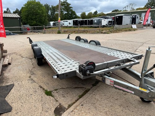 Used 2024 brian james - 5m, x