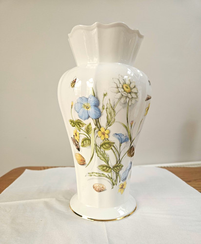 Aynsley nature delights bone - aynsley,