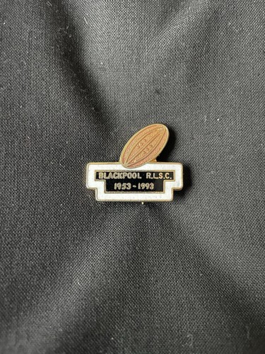Rugby league pin - league, badges