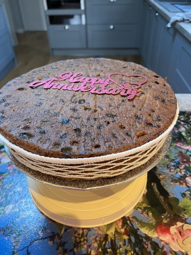 Round rich fruit cake - 10”,