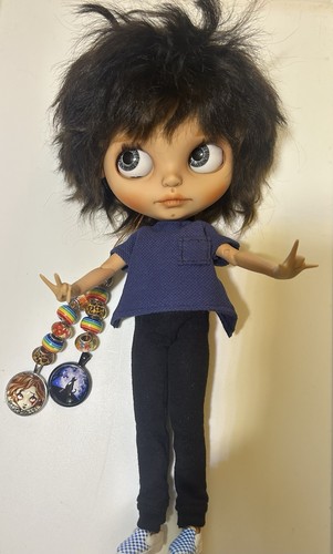 Ooak customised blythe doll - blythe,