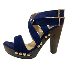 REDUCED!!   BNIB Gorgeous