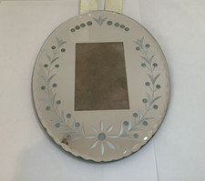 Laura Ashley Venezia Oval Glass Mirrored Picture Frame 21.5cm Venetian