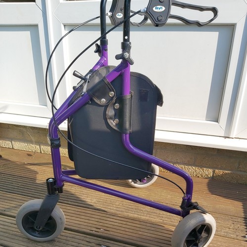 Folding wheel rollator - folding,