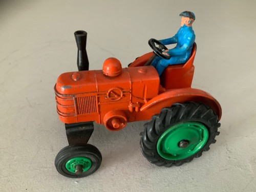Dinky toys 301 - dinky, field