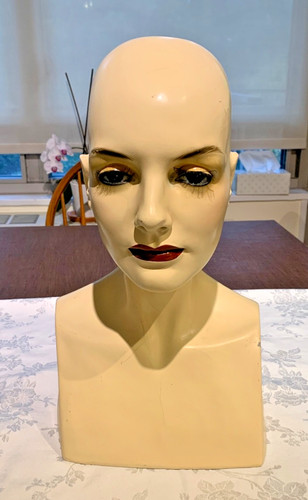 Vtg mannequin head - vtg, woman