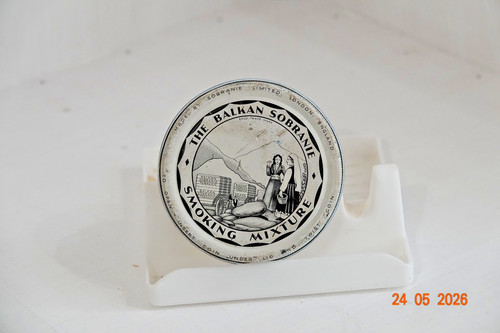 Tobacco tin the balkan - ,