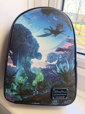 DISNEY LIGHT-UP LOUNGEFLY