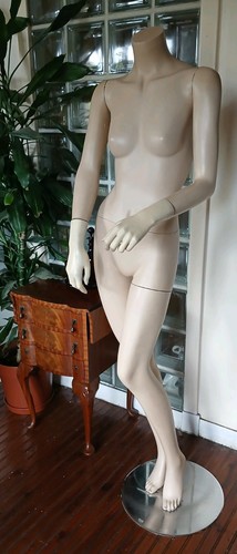 Vintage full size lady - full,