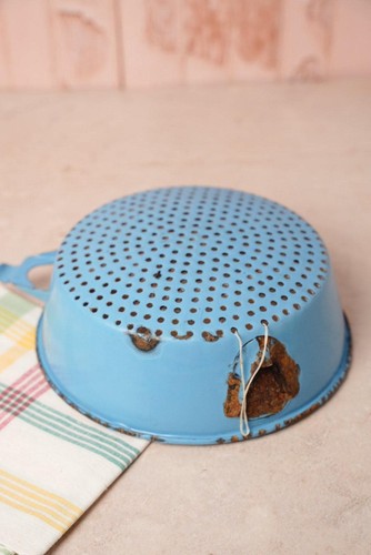 Vintage blue enamel colander - blue, |