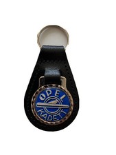 BLACK LEATHER KEYRING/ FOB DEPICTING THE OPEL KADETT CAR BRAND IMAGE