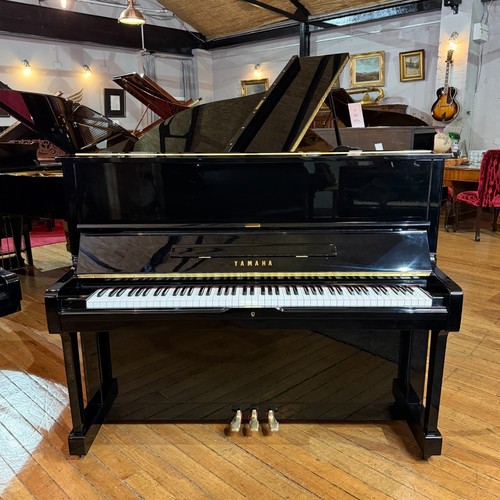 Yamaha upright piano black - upright,
