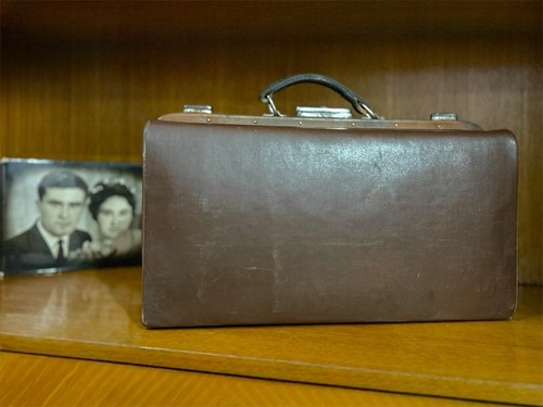 Vintage brown doctor - vintage, doctor’s