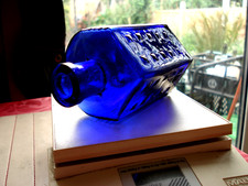 MINT ! LARGER SIZE HOB NAIL IRREGULAR SHAPE  POISON BOTTLE