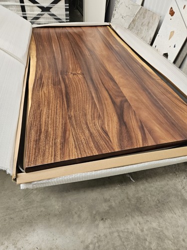 Solid wood live edge - solid,