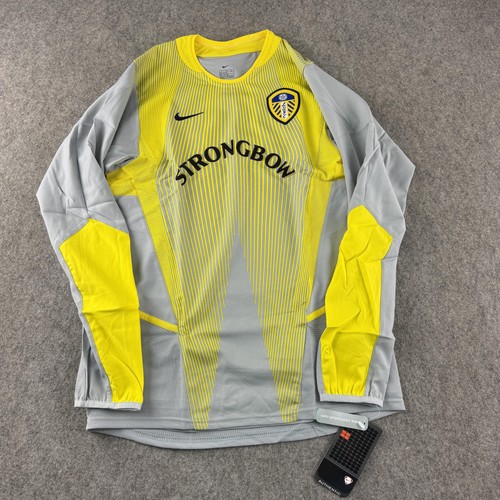 Leeds united goalkeeper - united, shirt