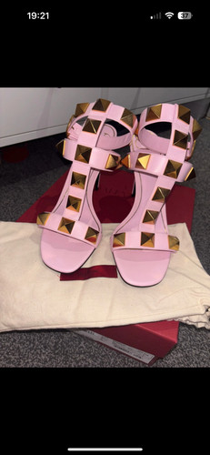 Valentino garavani shoes pink - valentino,