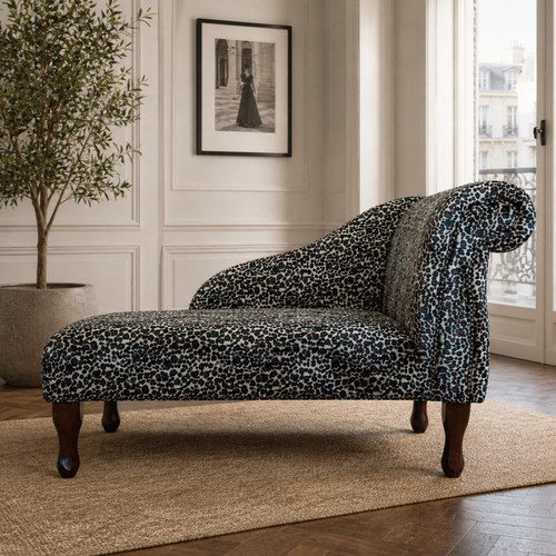 Leopard print chaise longue - chaise,