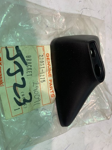 Oem genuine kawasaki gpz900r - kawasaki,