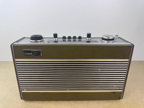 Roberts r606 vintage portable - roberts,